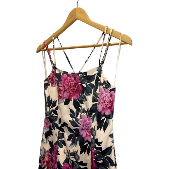 NWT Clara Story Floral Fitted Midi Dress Size Large - Picture 5 of 13